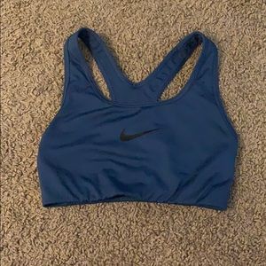 Nike sports bra XS